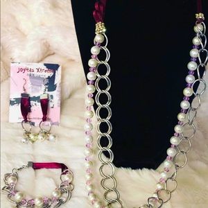 Lilys Necklace Set